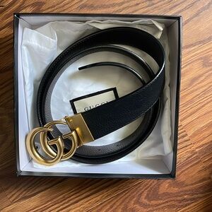Gucci GG reversable Leather Belt with Double G Buckle Black Gold brown and Gold
